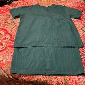 Scrub skirt set